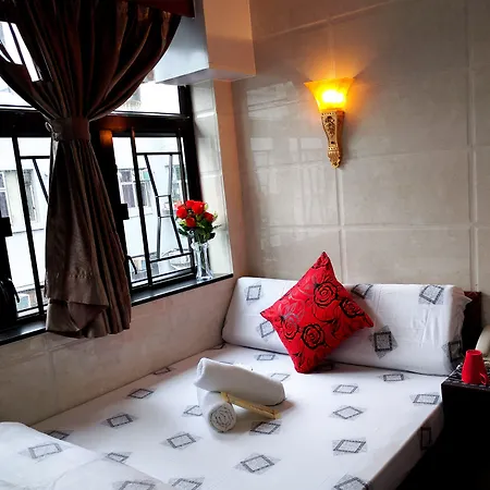 Paris Guest House 10E4 Block E 10F-3